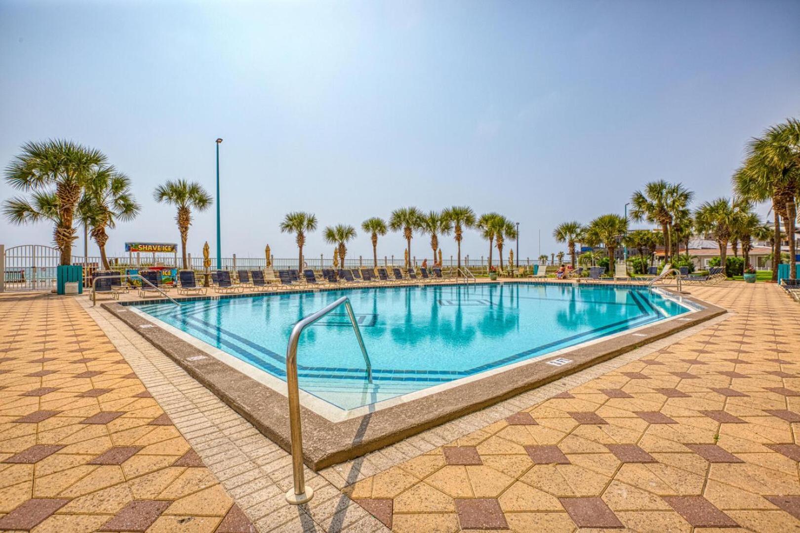 Oceanfront Condo #1125 At Summit Panama City Beach Exteriör bild